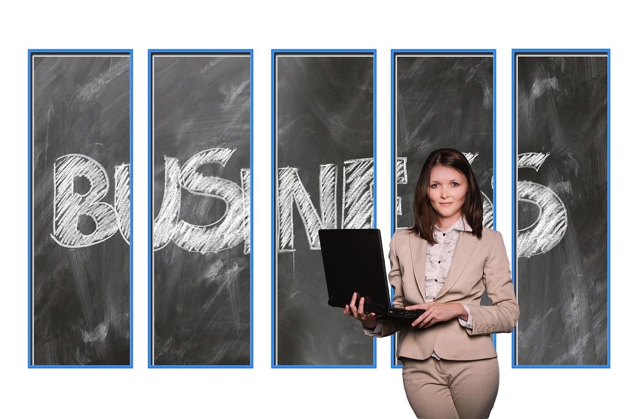 How Business Setup Consultants in Dubai Simplify Company Registration?