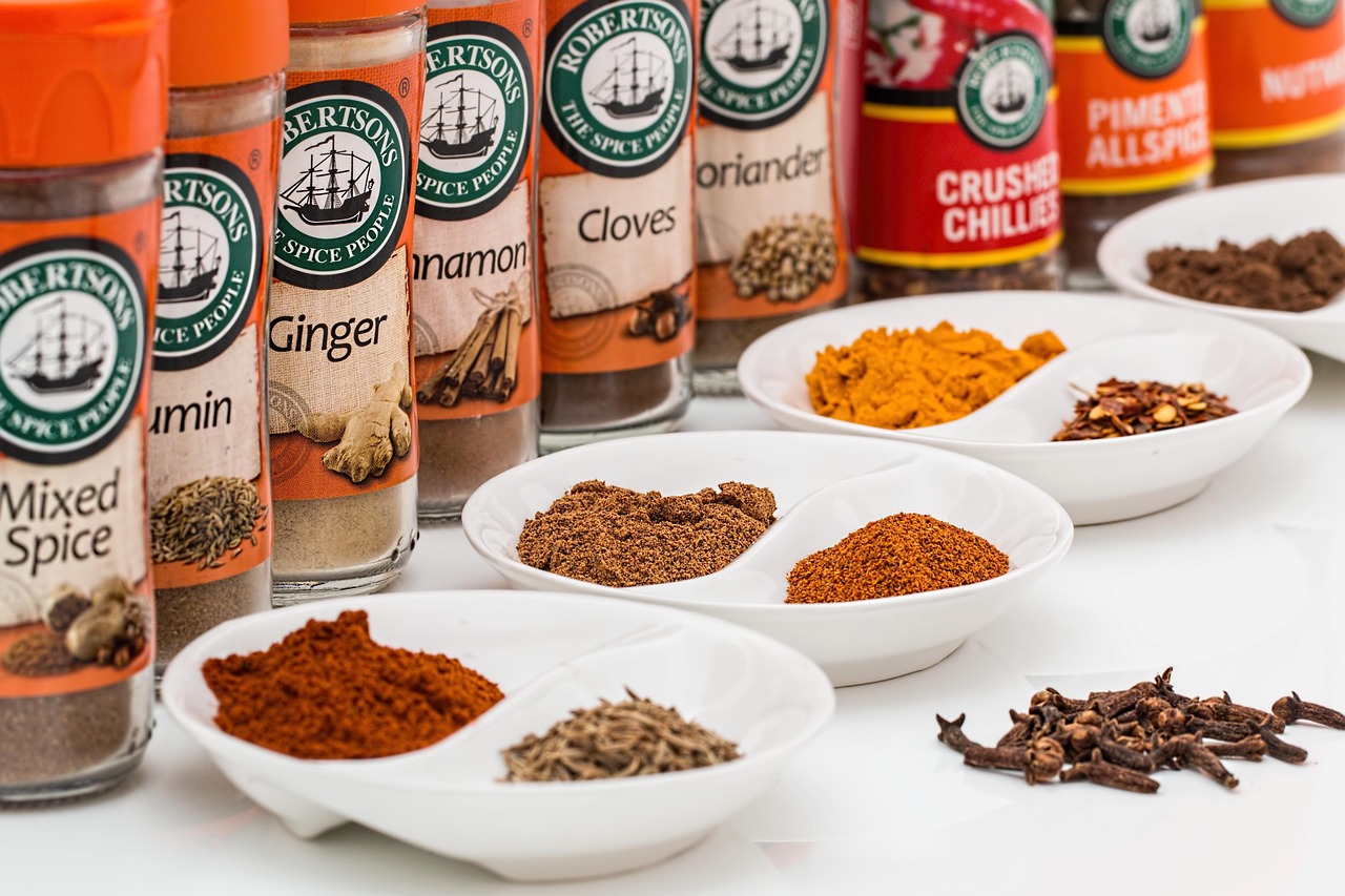 Bermuda Grass, Cumin, Senna Leaf, and Cinnamon: Traditional Herbs That May Support Healthy Blood Sugar Balance