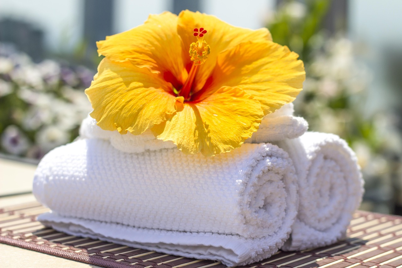 What Makes a Luxury Bath Towel: Fibre, Weave, and Feel