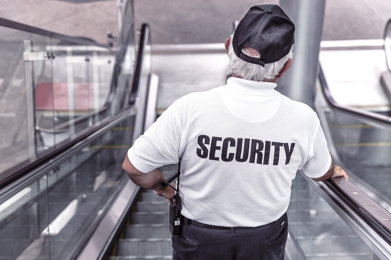 How to Choose the Best Security Guard Companies in California: Cost, Compliance & Case Studies